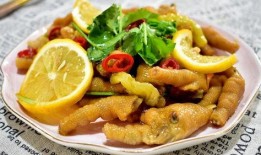 柠檬鸡爪爆料怎么做的视频,酸辣开胃，轻松上手的家常美食制作教程
